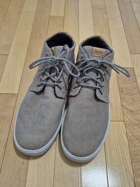 OluKai Men's Taupe Suede Nana Hele with White Sole